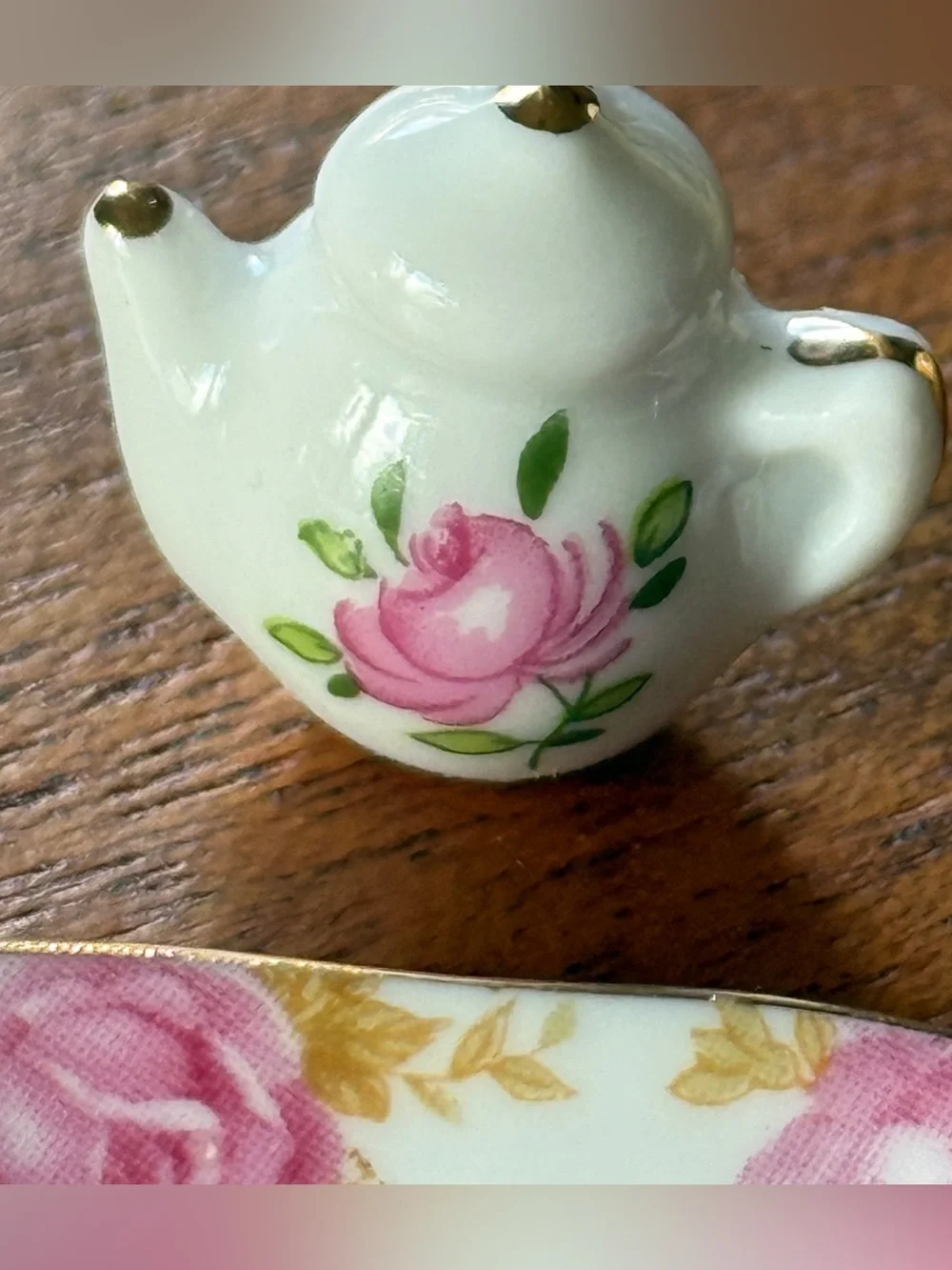 NIB Vintage Miniature Porcelain 6 Piece Tea Set With Pink Rose Pattern Gold Trim